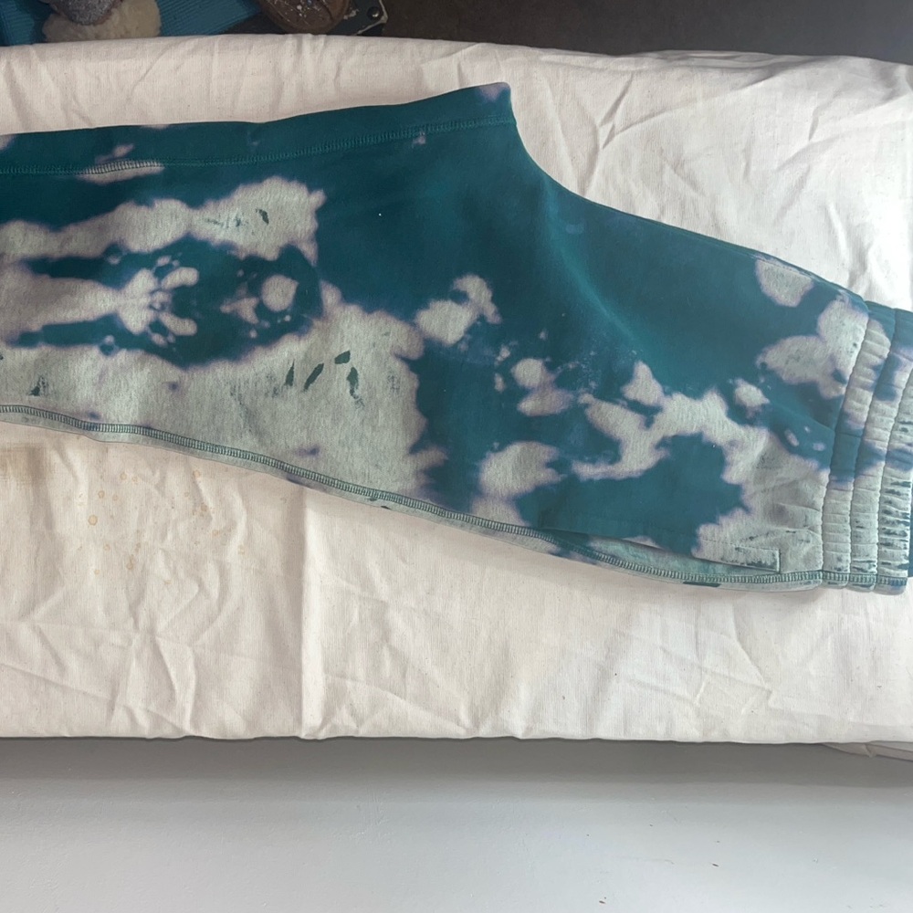 Tek Gear Teal and White Tie-Dye Pants